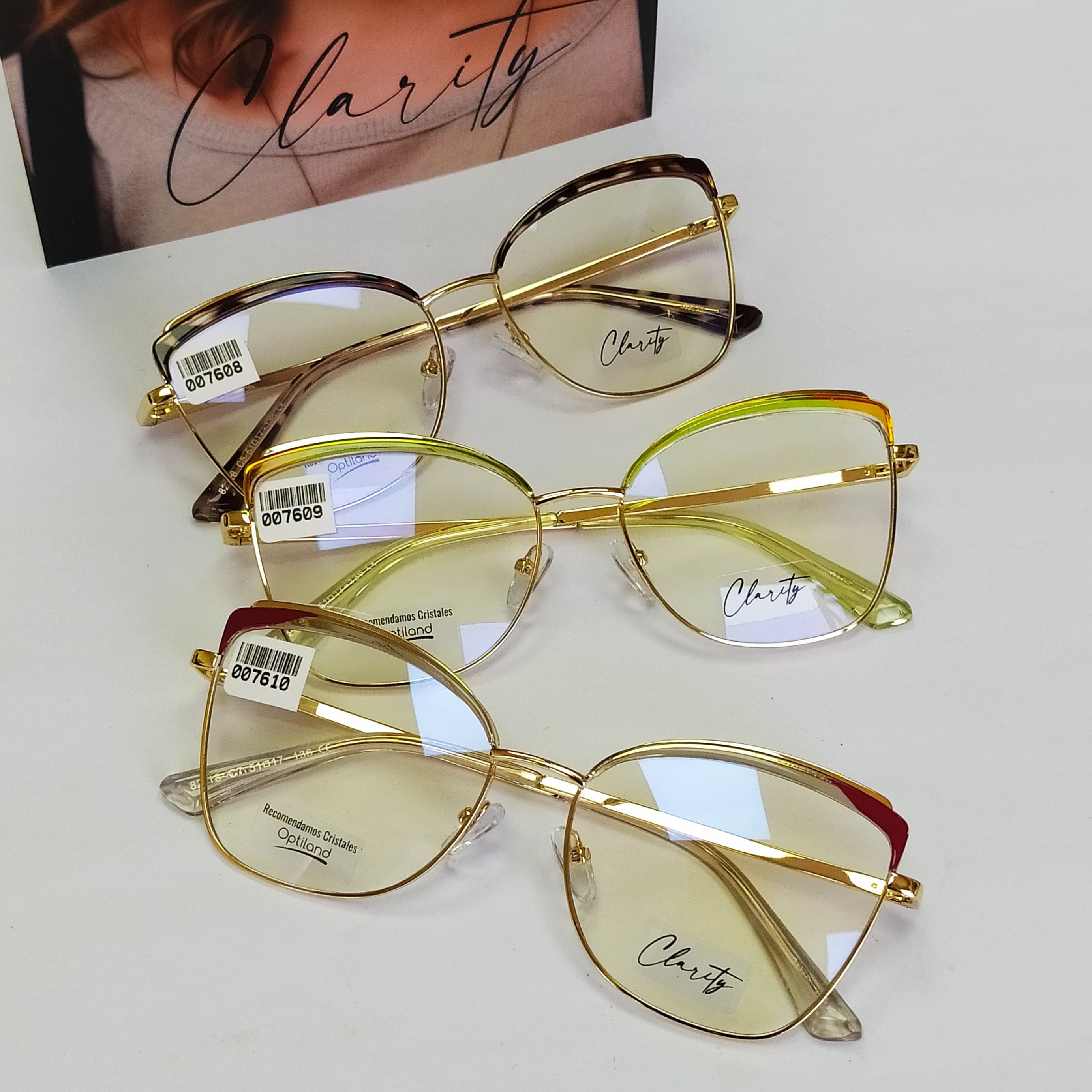 Lentes ópticos METÁLICOS modernos,varillas flexibles,comodos